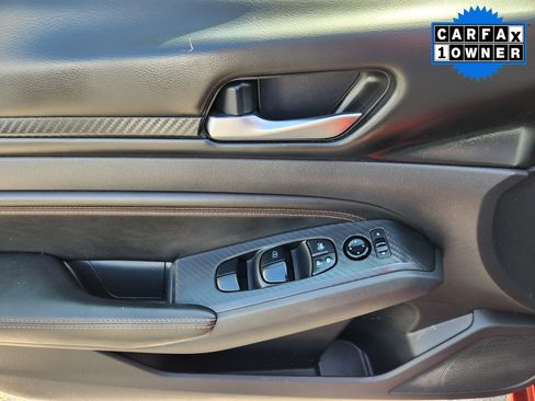 Certified 2022 Nissan Altima 2.0 SR image 17