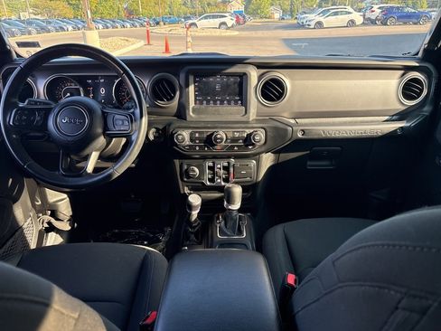 Used 2021 Jeep Wrangler Unlimited Sport image 13