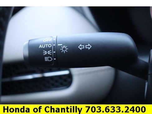 Certified 2024 Honda HR-V EX-L image 11