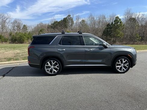 Used 2021 Hyundai Palisade SEL w/ Premium Package image 9