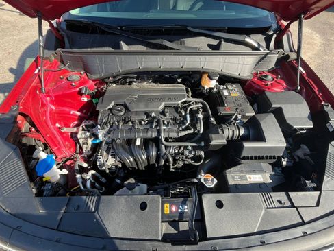 Used 2025 Hyundai Kona SEL image 27