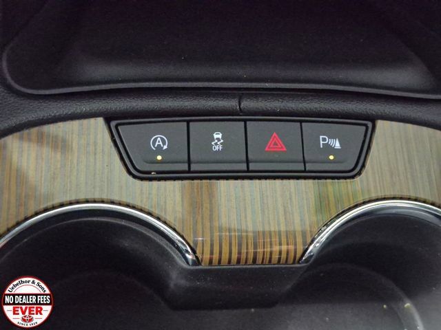 Used 2020 GMC Acadia SLE FWD image 19
