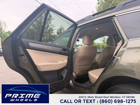 Used 2015 Subaru Outback 2.5i Premium AWD/4WD image 11
