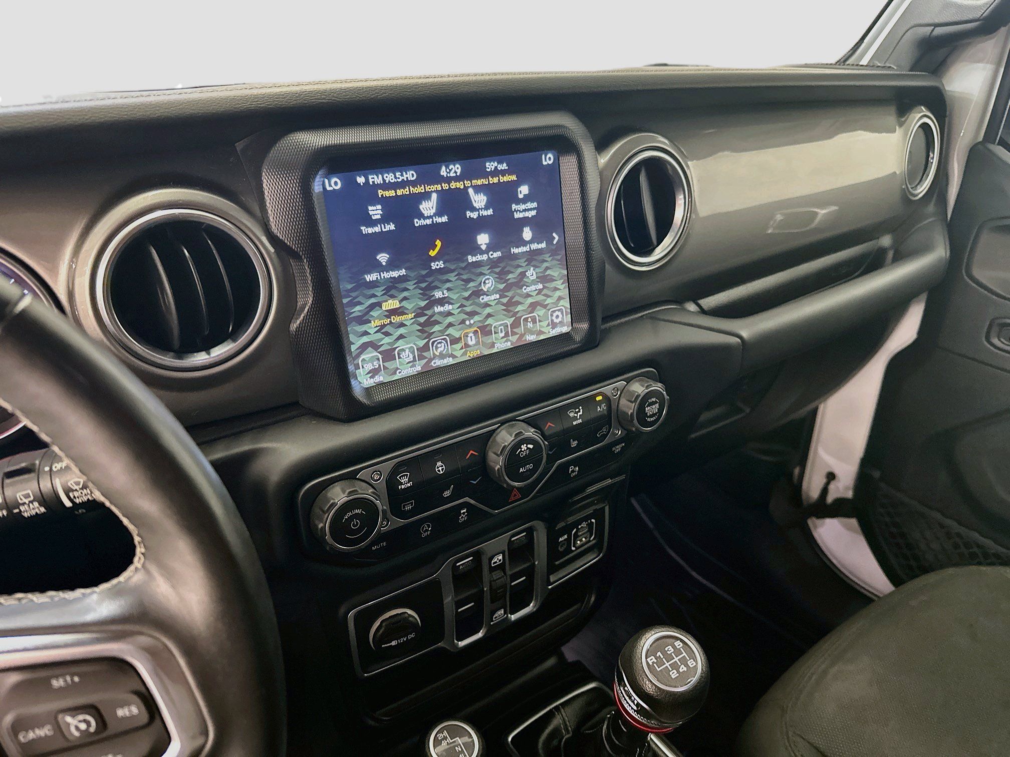 Used 2018 Jeep Wrangler Unlimited Sahara AWD/4WD image 26