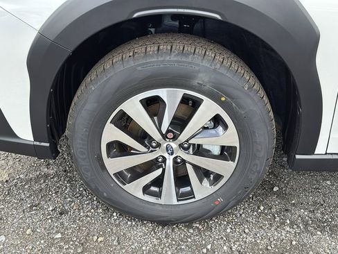 New 2025 Subaru Outback Premium image 5