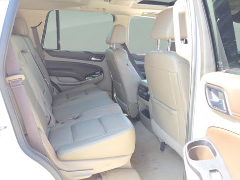Used 2019 Chevrolet Tahoe LT RWD image 16