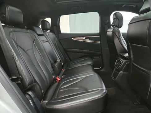Used 2016 Lincoln MKX Reserve w/ Climate Package AWD/4WD image 31