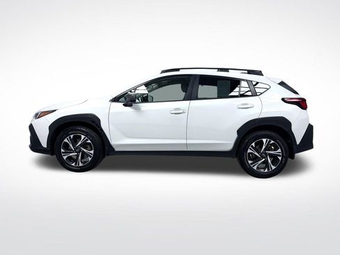 Used 2024 Subaru Crosstrek 2.0i Premium AWD/4WD image 3