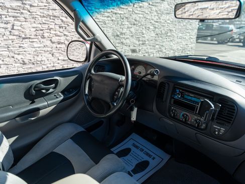 Used 2002 Ford F150 Lightning image 31