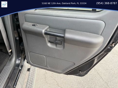 Used 2005 Ford Explorer Sport Trac XLT image 18