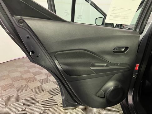 Used 2025 Nissan Kicks Play S image 23