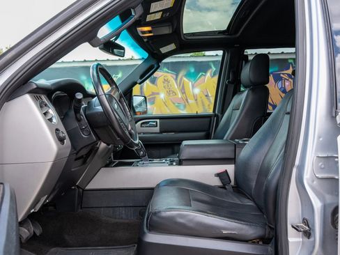 Used 2015 Ford Expedition EL Limited w/ Equipment Group 301A RWD image 24