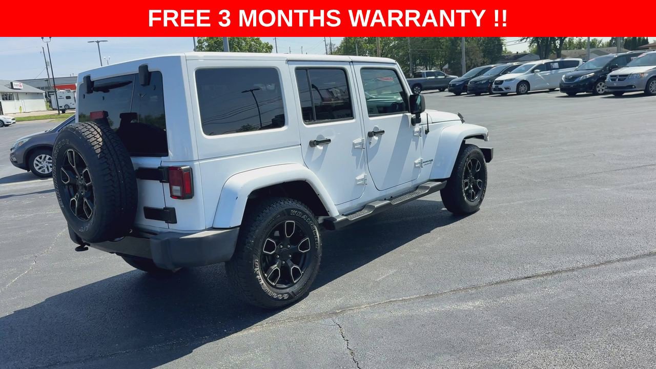 Used 2018 Jeep Wrangler Unlimited Sahara AWD/4WD image 9