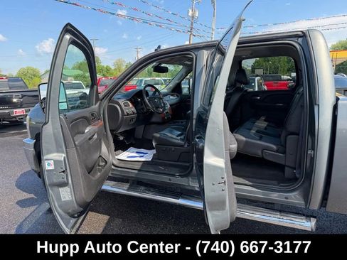 Used 2011 Chevrolet Silverado 2500 LTZ w/ LTZ Plus Package AWD/4WD image 7