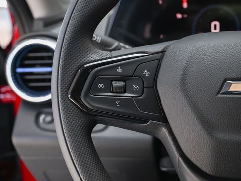 New 2026 Chevrolet Trax LT w/ LPO, Blackout Package image 19