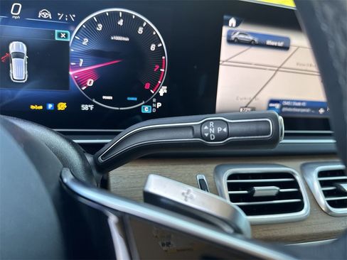 Used 2024 Mercedes-Benz GLE 580 4MATIC image 23