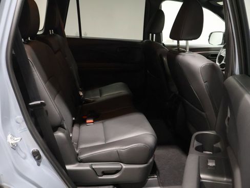 Used 2023 Honda Passport EX-L image 23