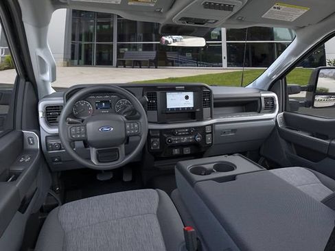 New 2026 Ford F250 XL w/ XL Chrome Package AWD/4WD image 9