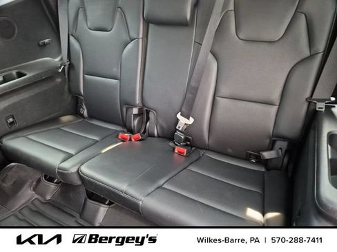 Certified 2022 Kia Telluride SX w/ SX Prestige Package AWD/4WD image 26