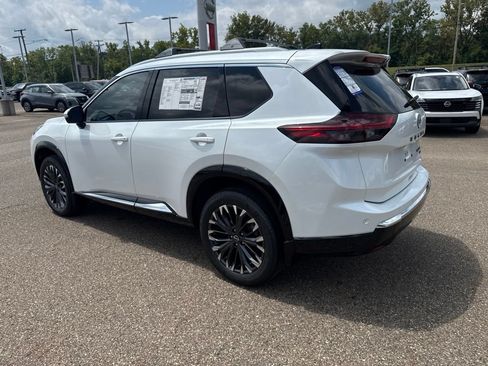 New 2026 Nissan Rogue Platinum w/ Platinum Premium Package AWD/4WD image 5