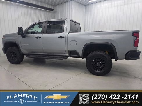 New 2026 Chevrolet Silverado 2500 ZR2 AWD/4WD image 5