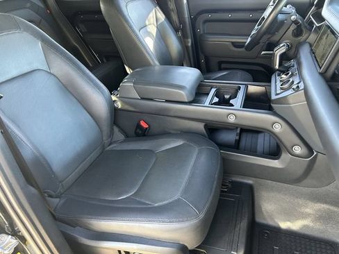Used 2023 Land Rover Defender 110 X-Dynamic SE AWD/4WD image 11
