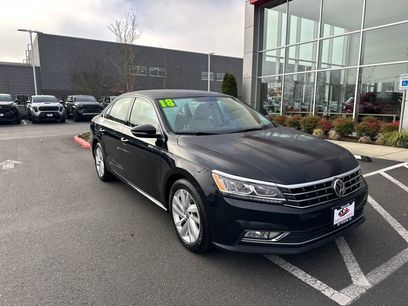 Used 2018 Volkswagen Passat 2.0T SE w/ SE Lighting Package