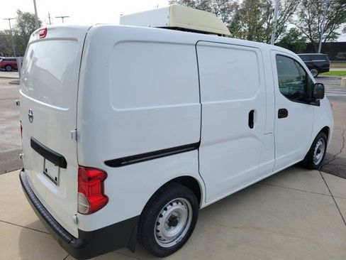Used 2020 Nissan NV200 S image 7