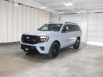 New 2027 Ford Expedition Platinum w/ Stealth Performance Package