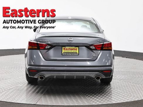 Used 2024 Nissan Altima 2.5 SV w/ SV Premium Package AWD/4WD image 6
