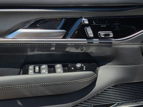New 2026 Jeep Grand Wagoneer L Summit AWD/4WD image 20