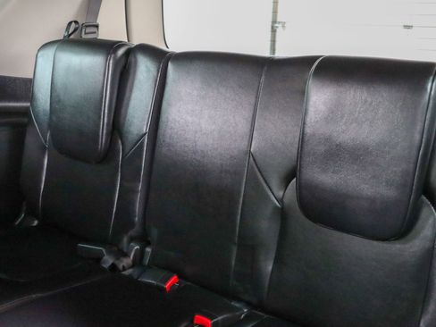 Used 2023 Nissan Armada SL w/ Captain's Chairs Package RWD image 27