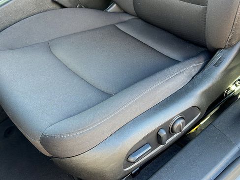 Used 2024 Chevrolet Malibu LT FWD image 16