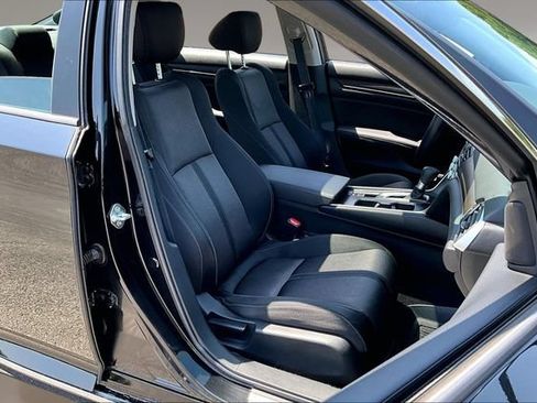 Used 2020 Honda Accord EX image 25