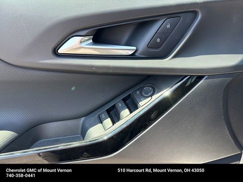 New 2026 Chevrolet Equinox LT w/ Convenience Package II FWD image 15