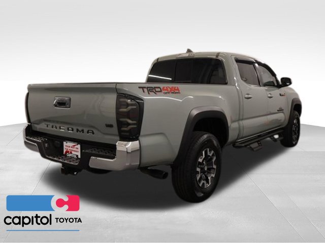 Certified 2022 Toyota Tacoma TRD Off-Road w/ Black Out Package (TMS) AWD/4WD image 3