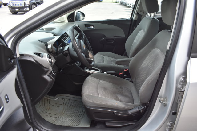 Used 2014 Chevrolet Sonic LS FWD image 15