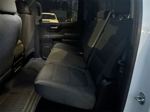 Used 2020 Chevrolet Silverado 1500 Custom w/ Custom Value Package image 28