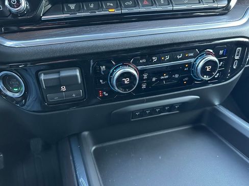 New 2026 GMC Sierra 2500 SLT w/ SLT Premium Package image 24