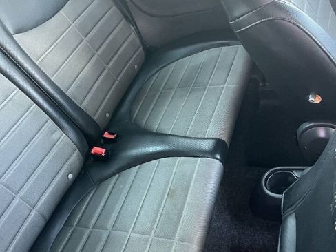 Used 2012 FIAT 500 Sport w/ Safety & Convenience Pkg FWD image 11