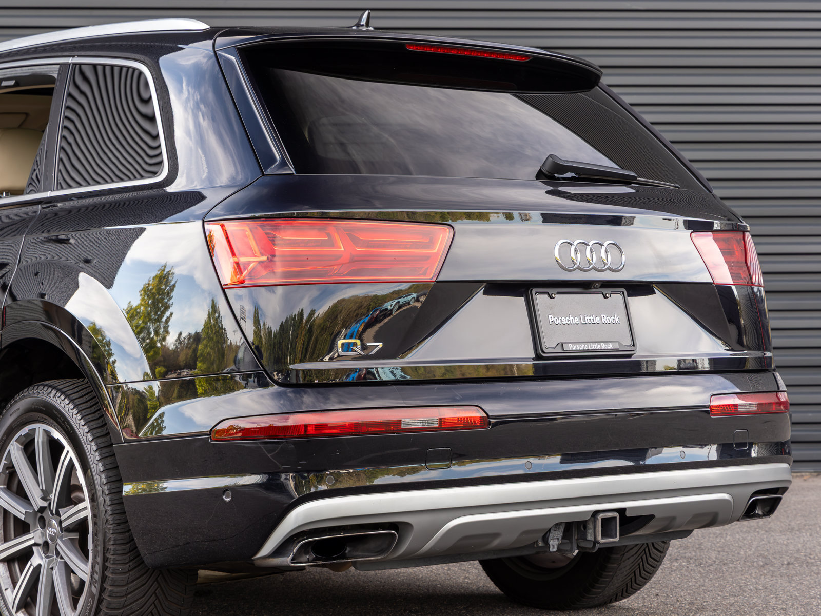 Used 2019 Audi Q7 3.0T Premium Plus w/ Premium Plus Package AWD/4WD image 11