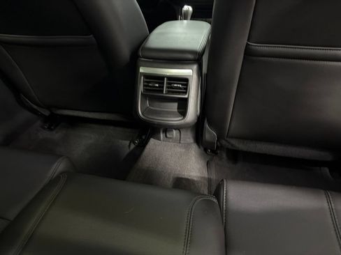Used 2016 Chevrolet Impala LT FWD image 20