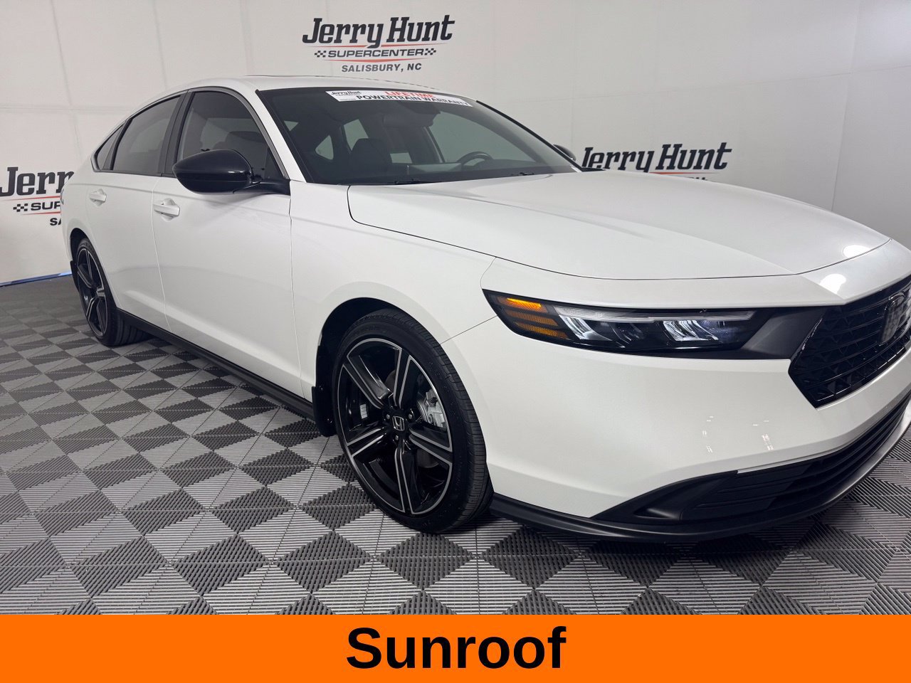Used 2025 Honda Accord Sport image 6