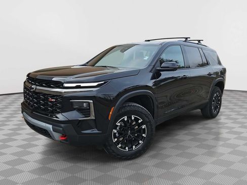 Certified 2025 Chevrolet Traverse Z71 w/ Driver Confidence Package image 1