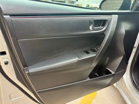 Used 2017 Toyota Corolla SE 50th Anniversary image 9