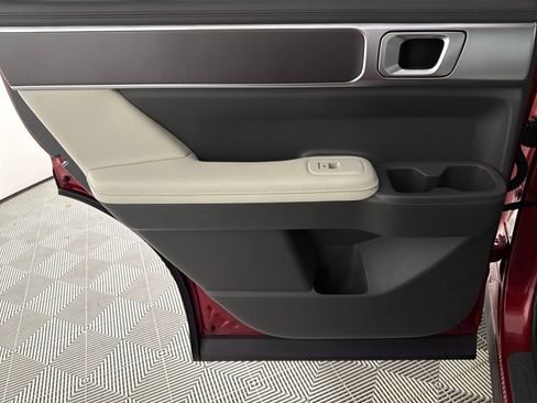 Used 2025 Hyundai Santa Fe SEL image 15