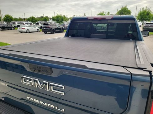 Used 2024 GMC Sierra 1500 Denali Ultimate AWD/4WD image 3