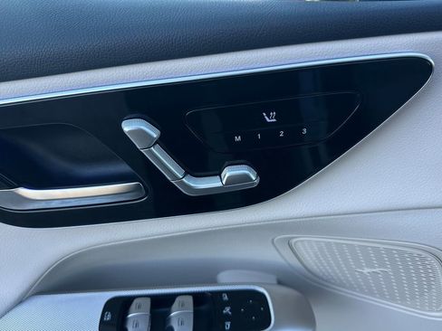 Certified 2026 Mercedes-Benz GLC 300 image 17