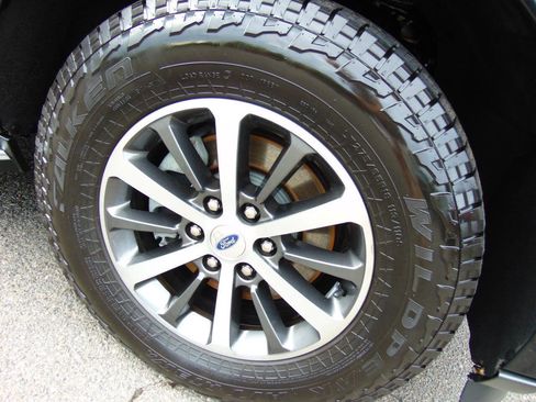 Used 2019 Ford Expedition Max XLT w/ Equipment Group 202A AWD/4WD image 57