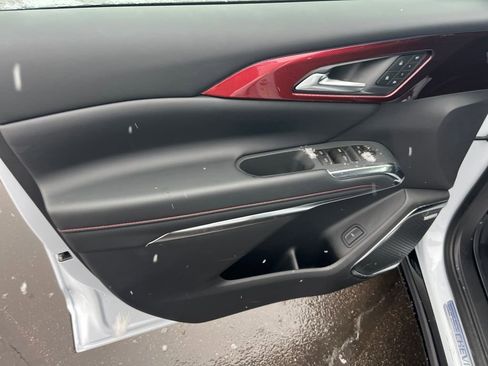 New 2026 Chevrolet Traverse RS w/ LPO, Floor Liner Package image 18